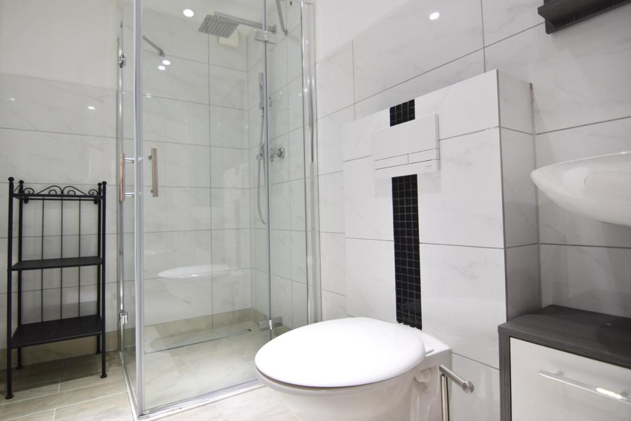 Work & Apartment Troisdorf